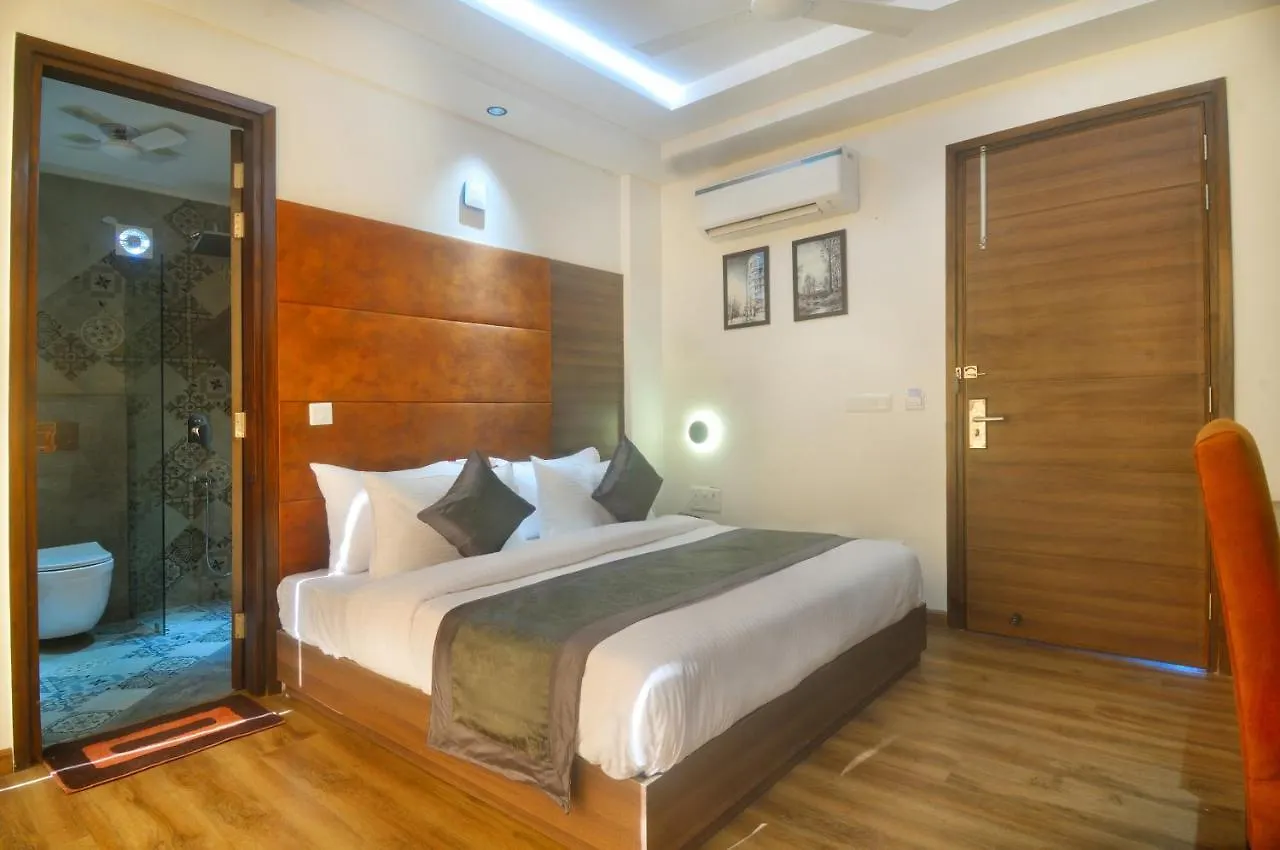 Hotel Primeland New Delhi 3*,  India