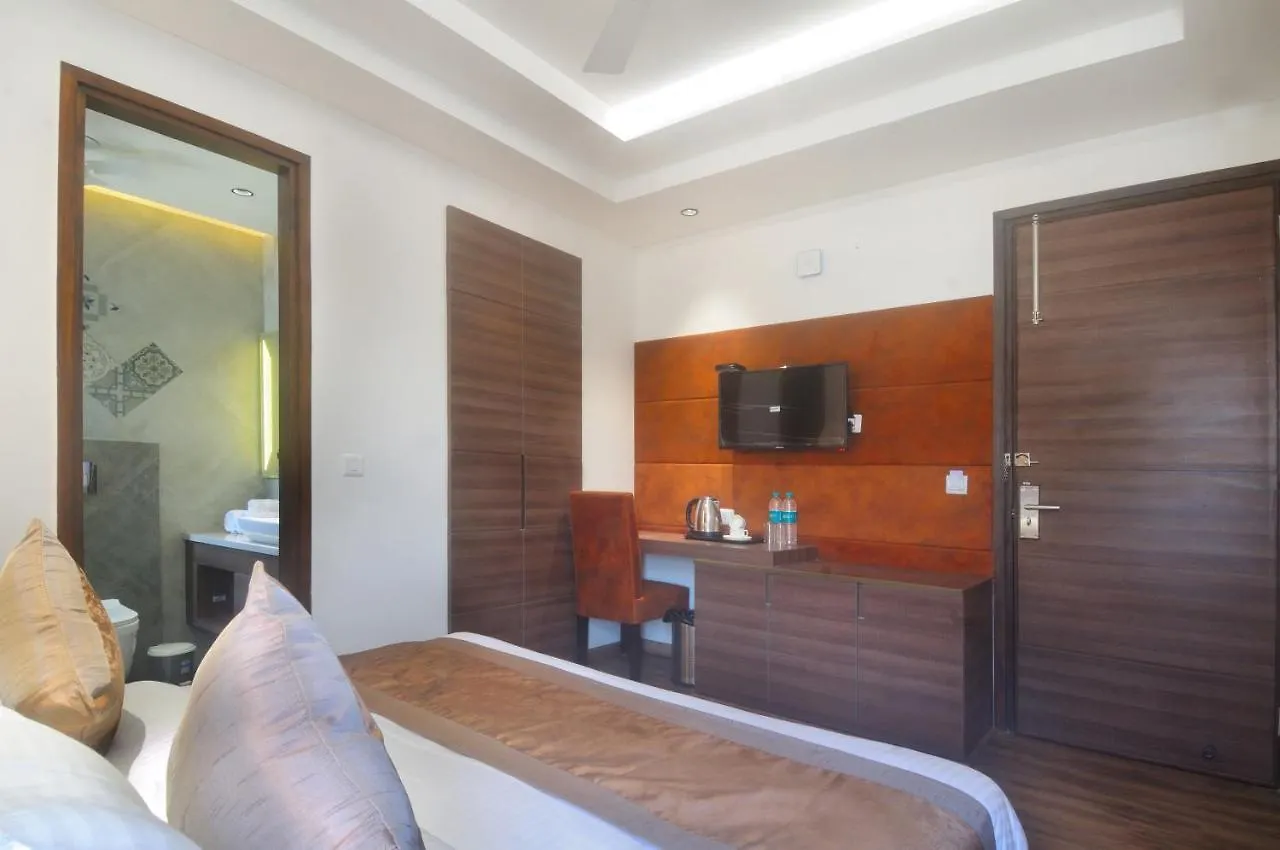 Hotel Primeland New Delhi